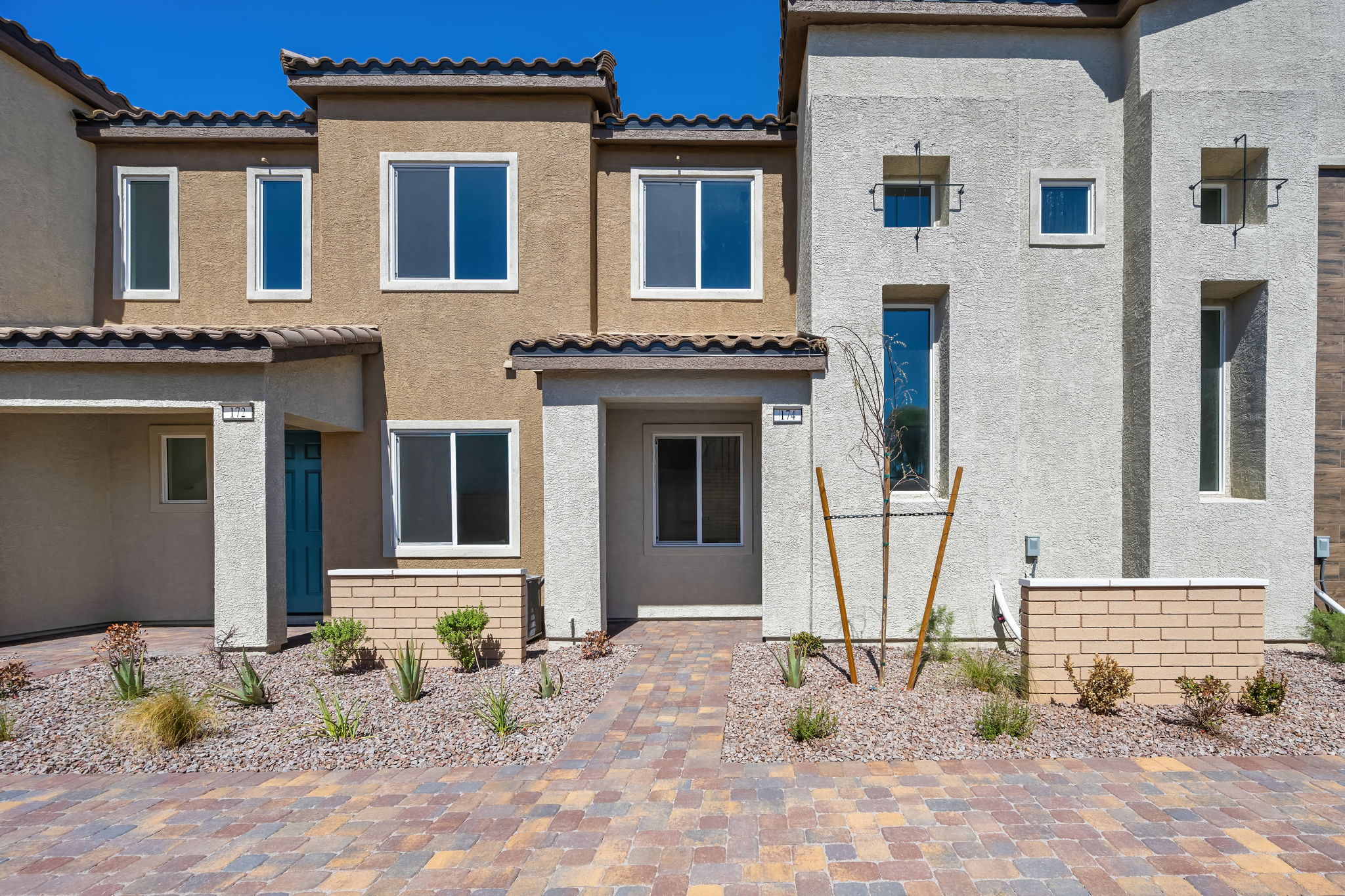 AL0077 174 FREEPORT VIEW PL