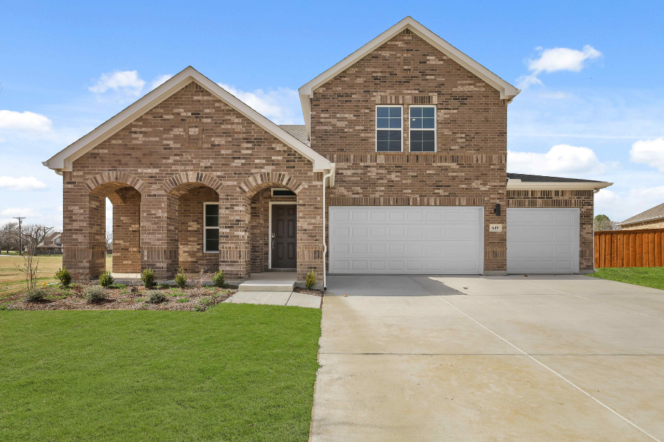 2M20 649 LANDRY LANE