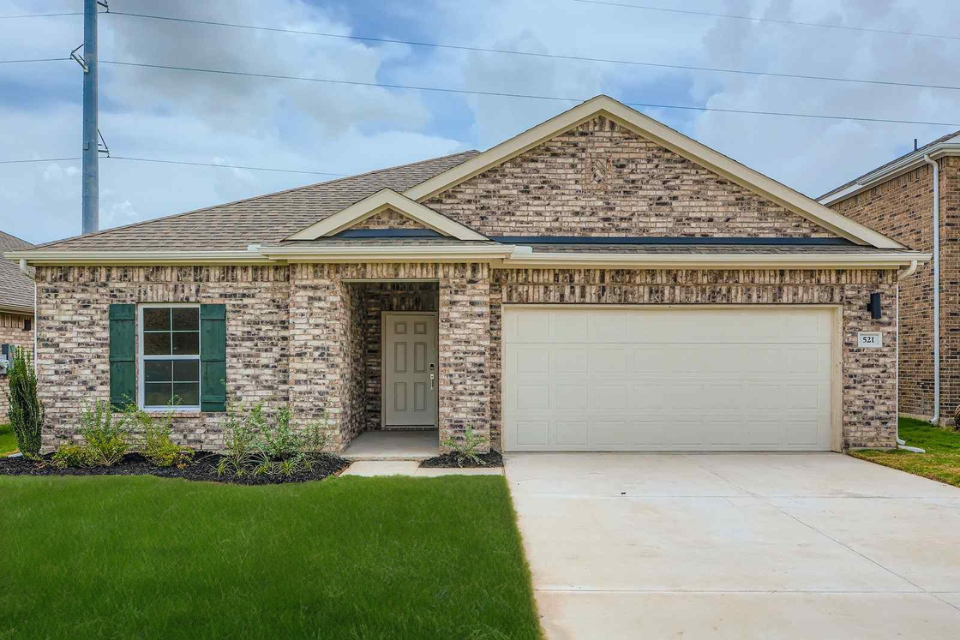 0D20 521 ABERDEEN DRIVE